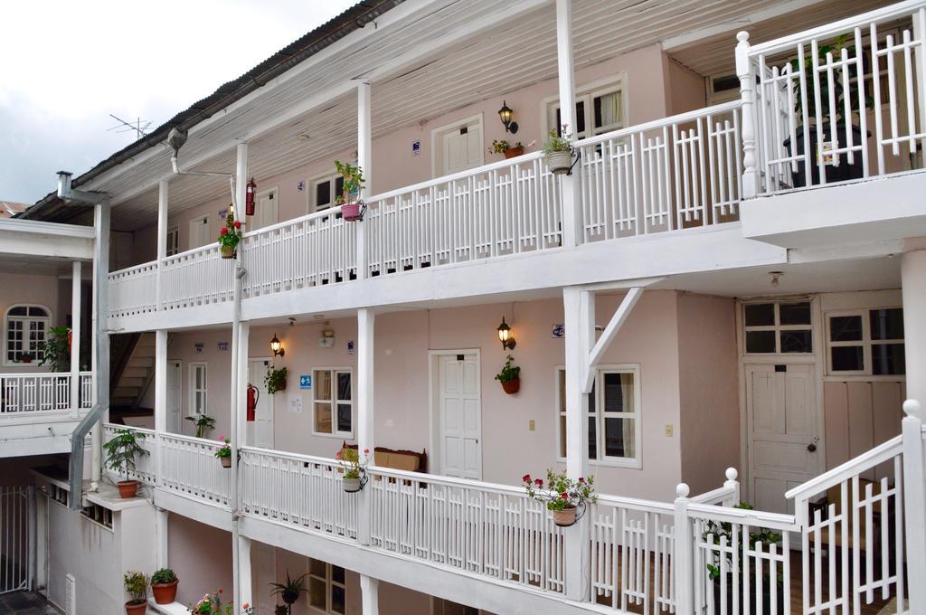 Hotel Europa Alausí Zewnętrze zdjęcie
