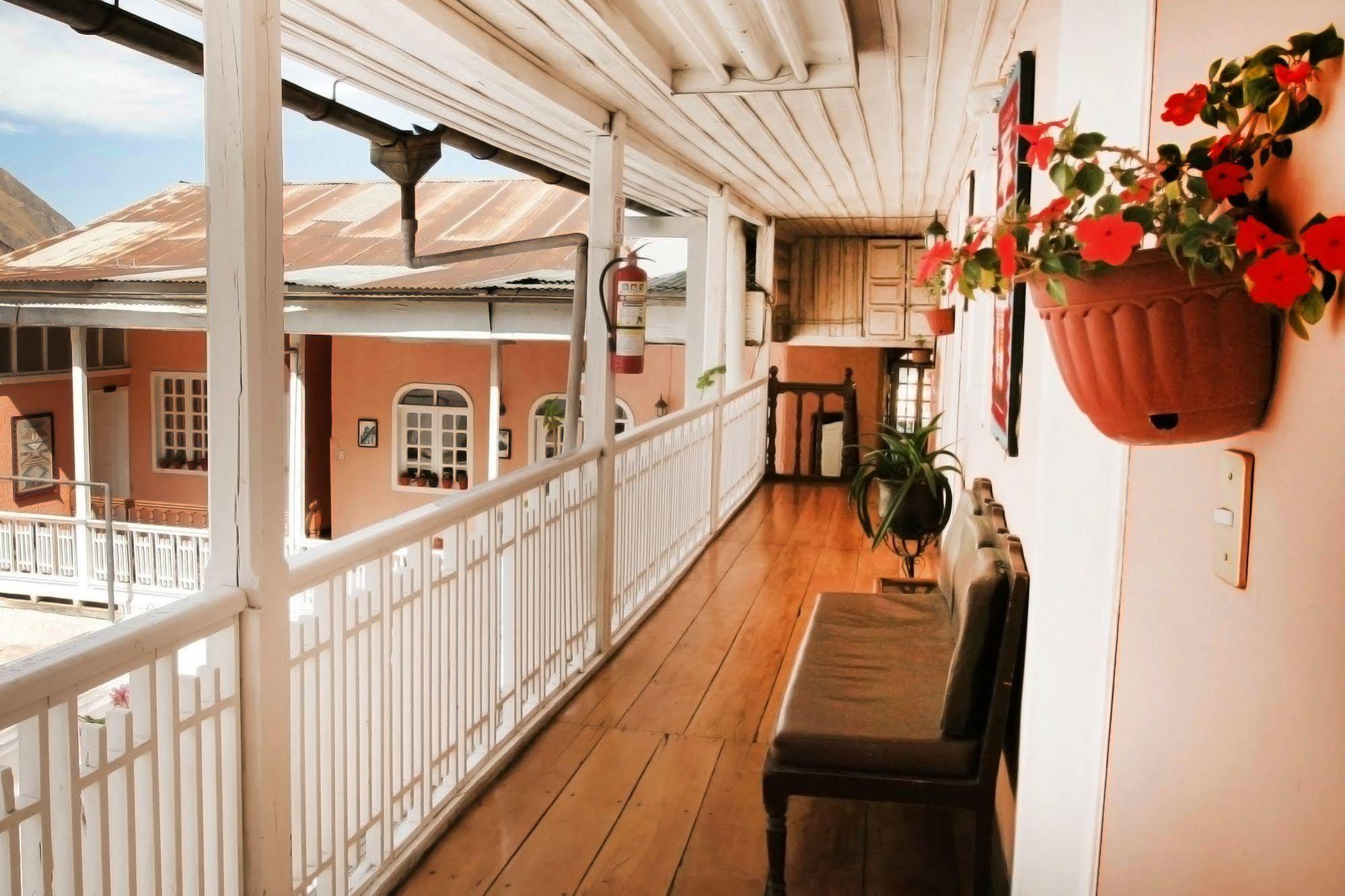 Hotel Europa Alausí Zewnętrze zdjęcie